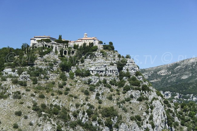 Village perché de Gourdon dans l'arrière pays de Grasse