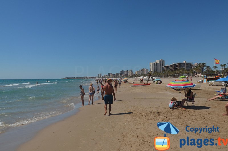 Grande plage à Alicante