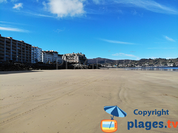 Plage de sable fin à Hendaye