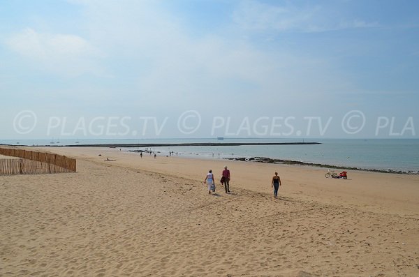 Direction of Fort Boyard from the Grande Plage