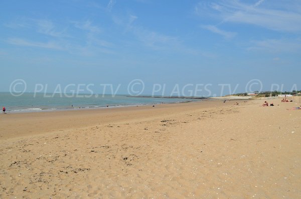 Le nord de la Grande Plage sur l'île d'Aix