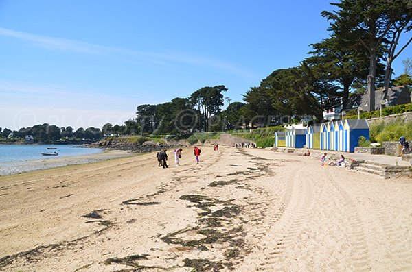 Grande plage de l'Ile aux Moines avec vue sur Port Blanc