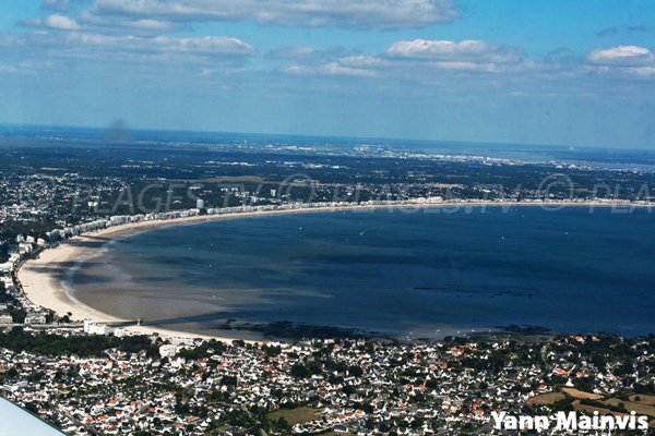 Photo de la Grande plage de La Baule en aérien