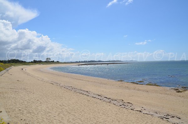 Photo of main beach in Locmariaquer - Brittany