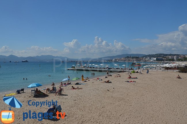 Plage de la Croisette à Cannes - zone publique