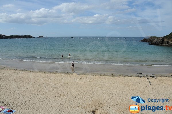 Plage dans le centre ville de Saint Lunaire