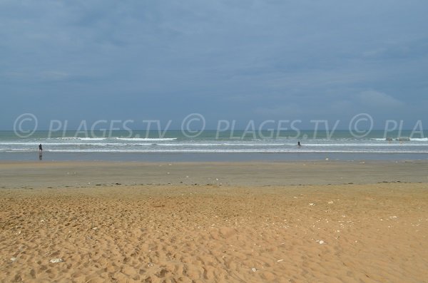 Surf sur la Grande Plage d'Oléron