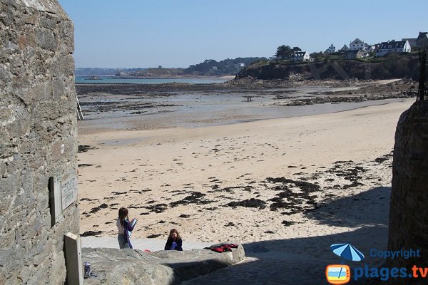 Beach of Grève Blanche in Carantec - Brittany