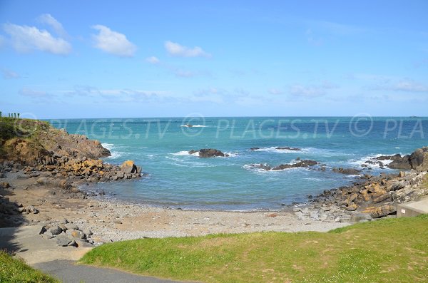 Bucht des Strandes von Fonteny in St Quay Portrieux