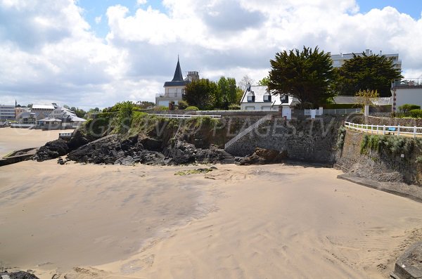 Grève Noire and center of St Quay Portrieux