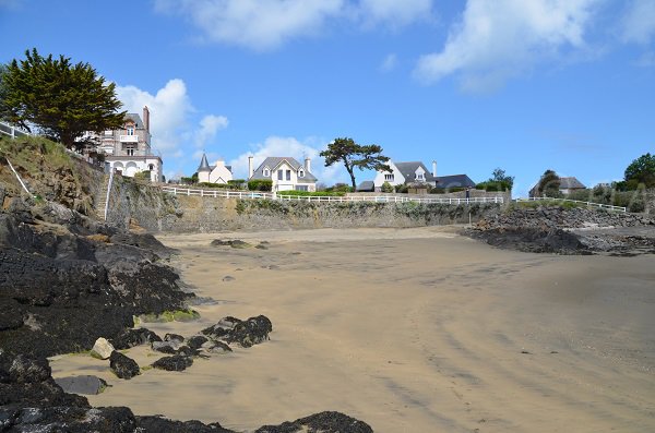 Grève Noire beach in Saint Quay Portrieux