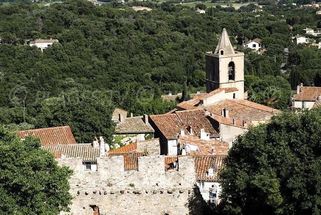 Village de Grimaud à proximité de Ramatuelle et de Saint Tropez