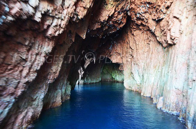 Cave in Piana - Corsica