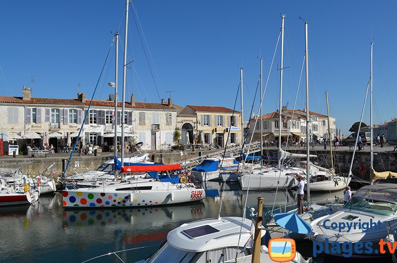 St Martin de Ré sur l'ile de Ré - Port