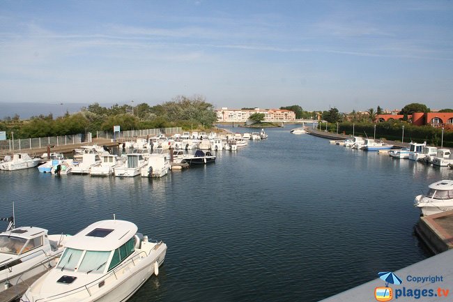 Ile des Loisirs au Cap d'Agde - Le port