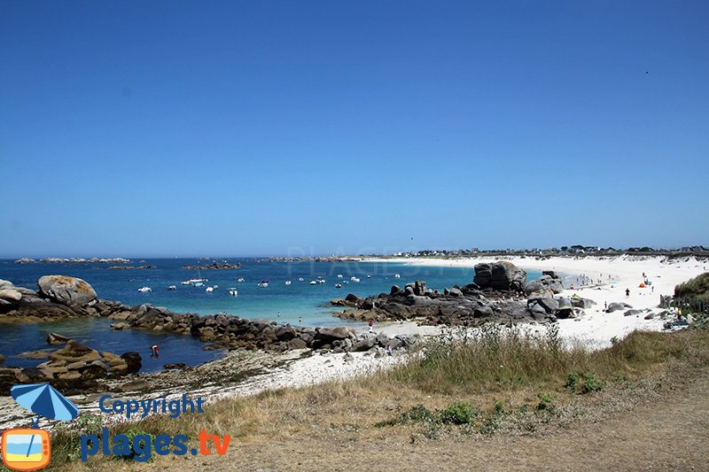 Belle plage de la Côte de Légende en Bretagne