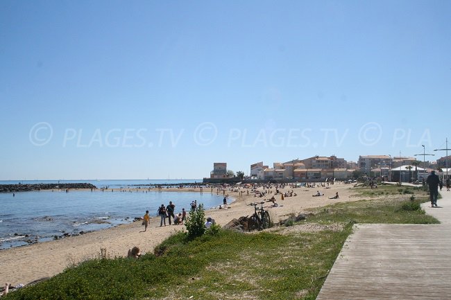 Beach in the Mole district in Cap d'Agde