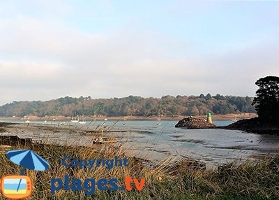 Littoral de Lanmodez en Bretagne