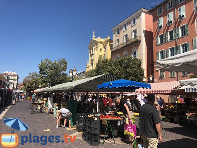 Marché dans le Vieux Nice