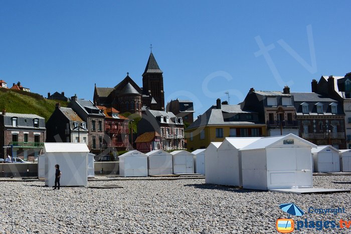 Mers les Bains avec ses cabines de bains et ses villas