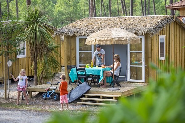 Natur'house au camping Oyats dans les Landes