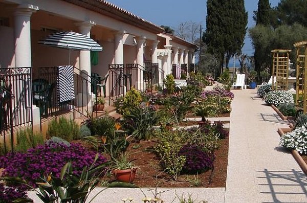 Appartements au Cap d'Antibes - l'Orangeraie