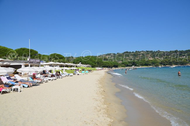 The famous Pampelonne beach and its private beaches