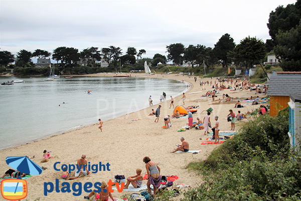 Petite plage de Kervoyal à Damgan