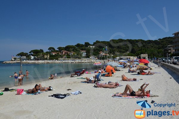 Salis beach and view on the port and the Cap d'Antibes