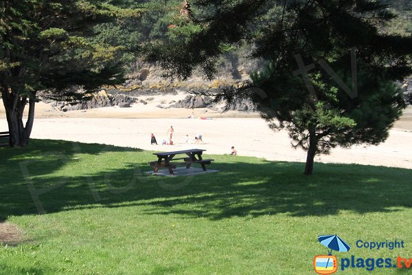 picnic table next to 4 Vaux beach - Saint Cast le Guildo