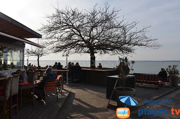 Restaurant on the beach of Les Abatilles - Arcachon