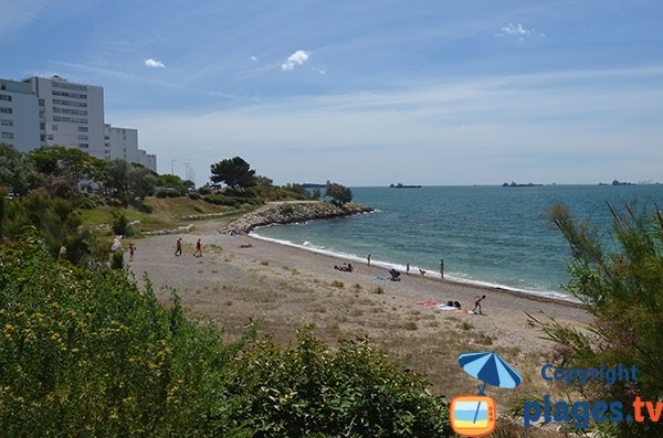 Plage de sable à Port le Bouc dans les Bouches du Rhône