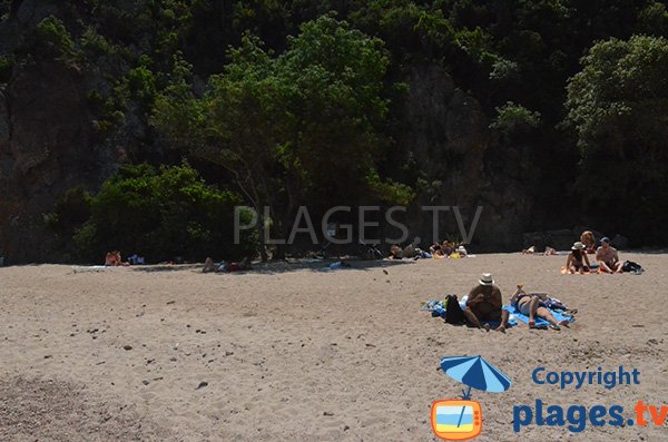 Plage de l'Aiguille avec de l'ombre