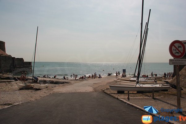 Access to Ambleteuse beach