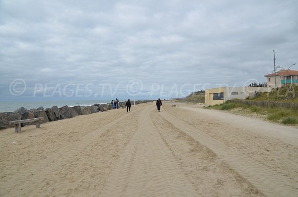 Accès à la plage d'Amélie