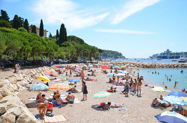 Spiaggia in baia di Villefranche sur Mer