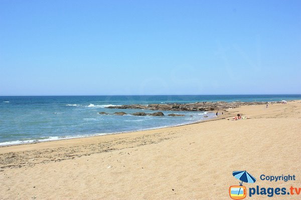 Confidential beach in Les Sables d'Olonne