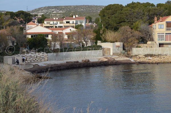 Grand Rouveau cove in Sausset les Pins