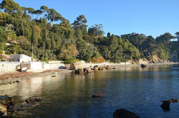 Photo des plages dans l'anse de Magaud à Toulon