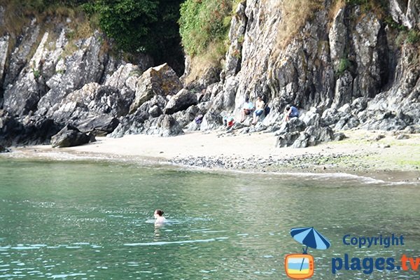 Plage dans l'anse de la vierge à Plérin