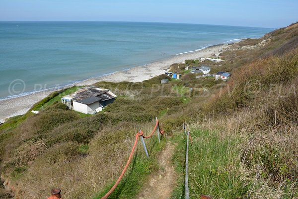 Sentier le long des falaises d'Acquacaux