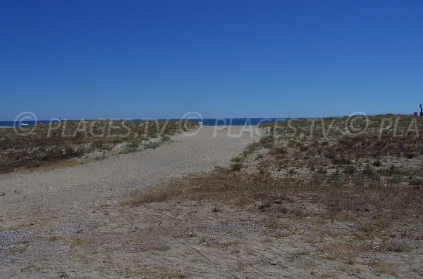 Accès à la plage d'Aqualand - Port Leucate