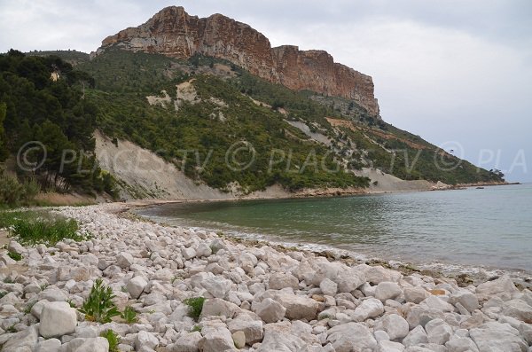 Galets sur la plage de l'Arène à Cassis