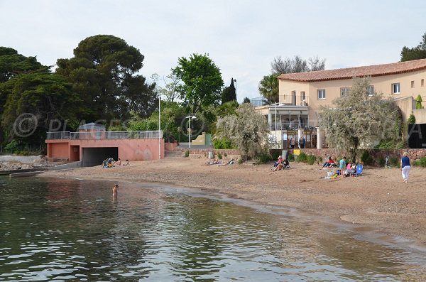 Sandstrand von Arène Grosse in Saint Raphaël im Var