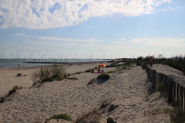 Plage des Aresquiers à Frontignan en sable