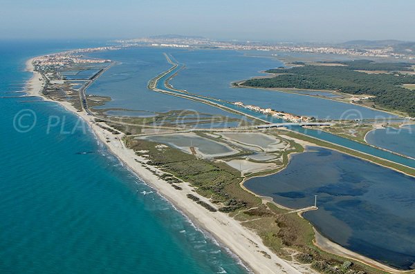 Les Aresquiers in Frontignan - aerial view