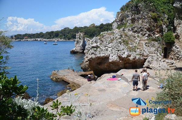 Argent Faux beach in Cap d'Antibes in France