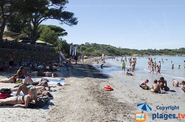 Lifeguarded beach in Porquerolles in France