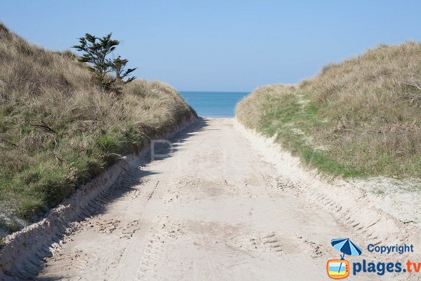 Accès à la plage d'Armanville de Pirou