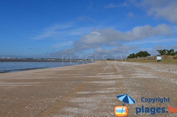 Sand beach in Aytré - France